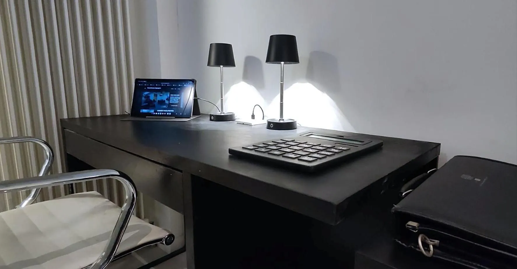 Apartment Ruime Studio-Appartement Gelijkvloers Zemst